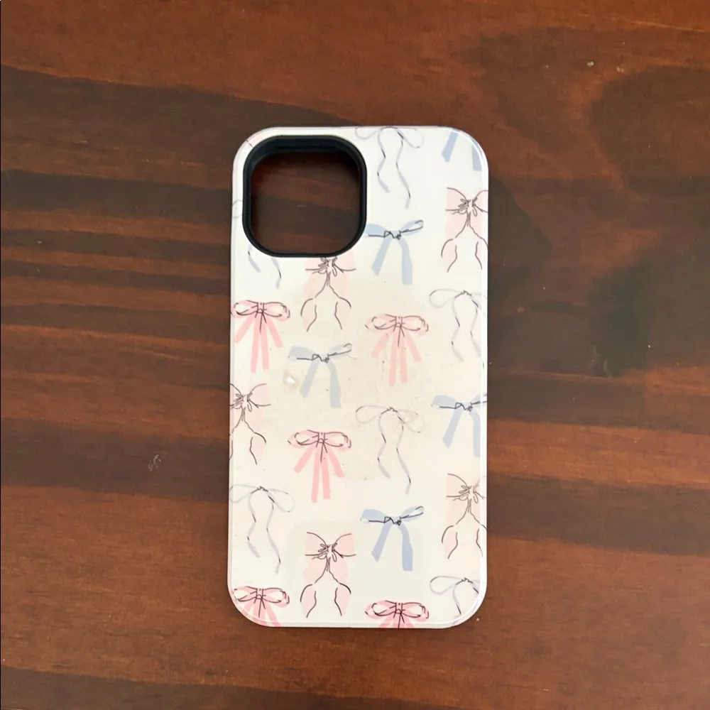 Casely bow case. MagSafe. iPhone 13 mini
